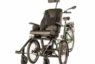 DIAZ: Diaz er en delbar rullestoltandem uten frakobling av wire eller kabler. Mange setemuligheter, deriblant Isofix-feste til bruk av bilsete.