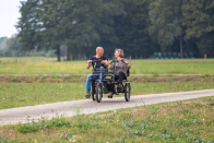FUN2GO2: Fun2Go2 er en trehjuls parallellsykkel der man sitter ved siden av hverandre, istedenfor bak. Da kan man ha en hyggelig kommunikasjon under hele turen. For de minste syklistene leveres en juniorutgave med kortere skrittlengde enn standard og pedalene flyttet opp og nærmere syklisten. Setene er også tilpasset juniorsyklister.