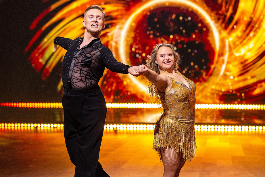 Katelyn Garbin og Ole Thomas Hansen på dansegulvet i Skal vi danse