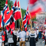 MANGELFULLT DEMOKRATI: 17. mai feirer hele nasjonen det norske demokratiet. Funksjonshemmedes Fellesorganisasjon benytter anledningen til å minne om at det fortsatt er mangelfullt. (Illustrasjonsfoto: Colourbox)