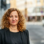 BER OM TILTAKSPLAN: Berit Therese Larsen er interessepolitisk leder i Funksjonshemmedes Fellesorganisasjon. (Foto: Lars Opstad, FFO)