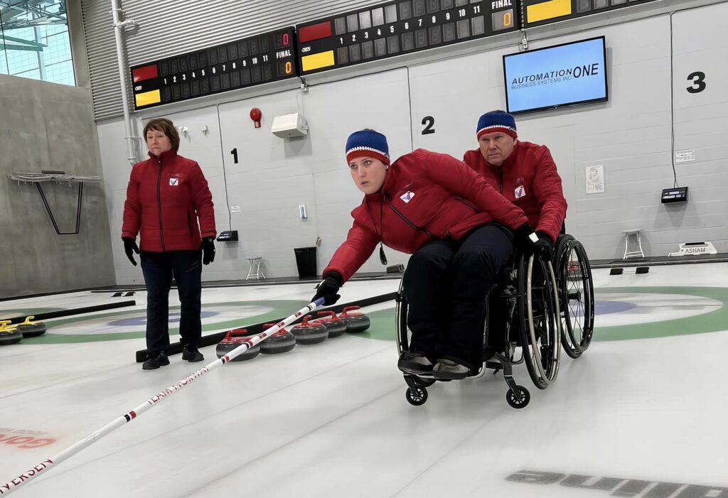 De to under øvelse på isen.