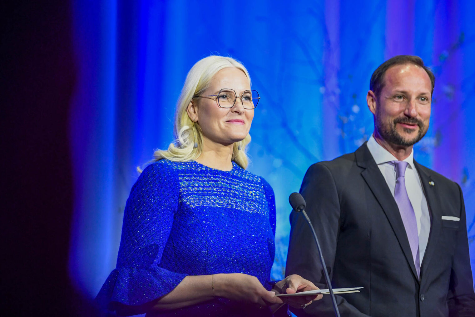 Bilde av kronprinsesse Mette Marit og kronprins Haakon.
