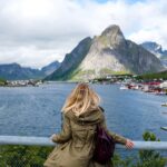 MYE Å HENTE: Bedre tilrettelegging for reisende med nedsatt bevegelsesevne kan gi 285 000 flere turistdøgn i Nord-Norge og en økt omsetning på over 200 millioner kroner årlig. (Foto: Shutterstock, NTB)
