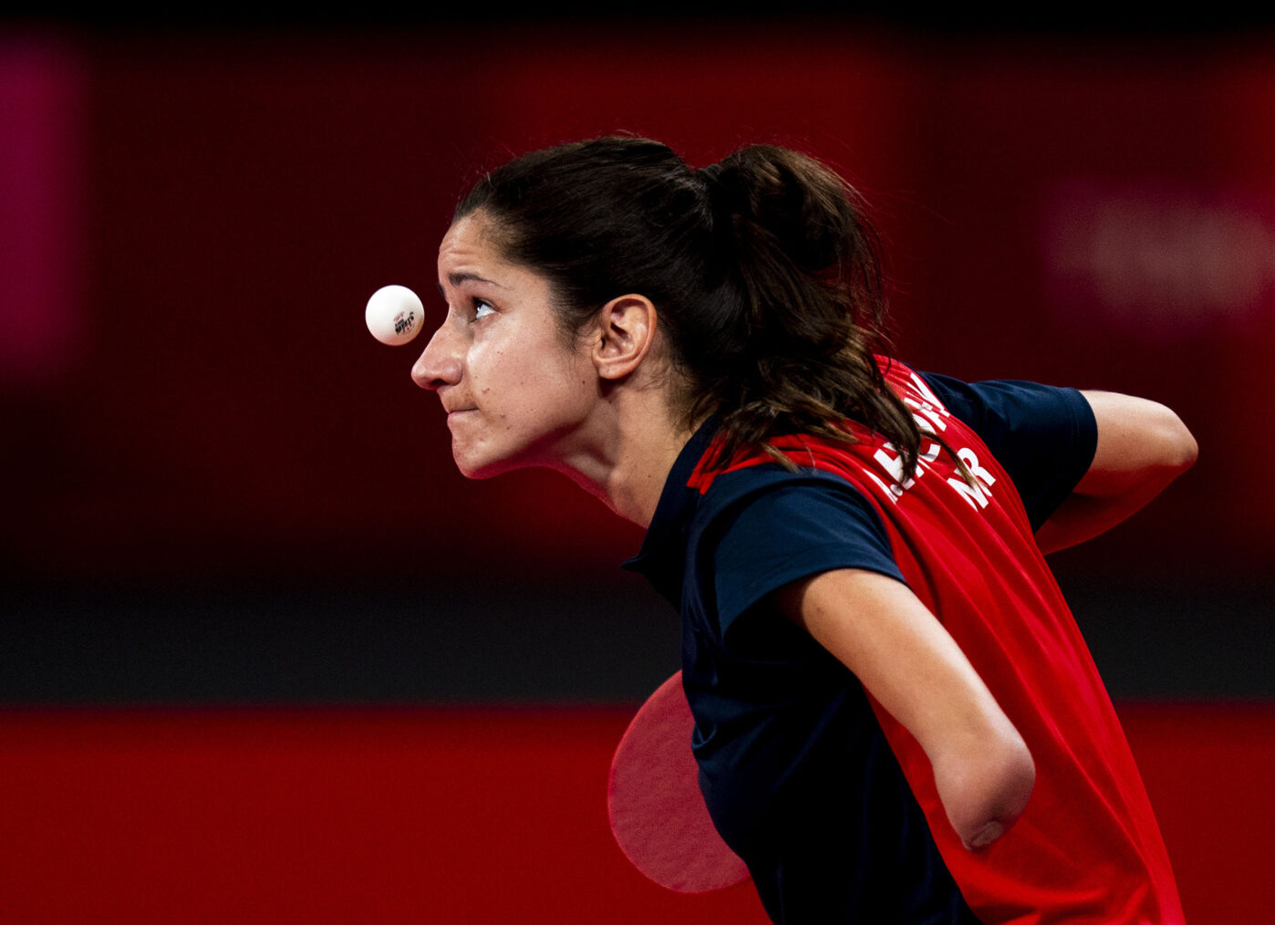 Aida Dahlen spiller bordtennis