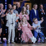 PRISVINNERE: Team Pølsa under utdelingen av Gullruten i mai. Gjengen er tildelt Jonasprisen for 2025.
(Foto: Paul S. Amundsen / NTB)