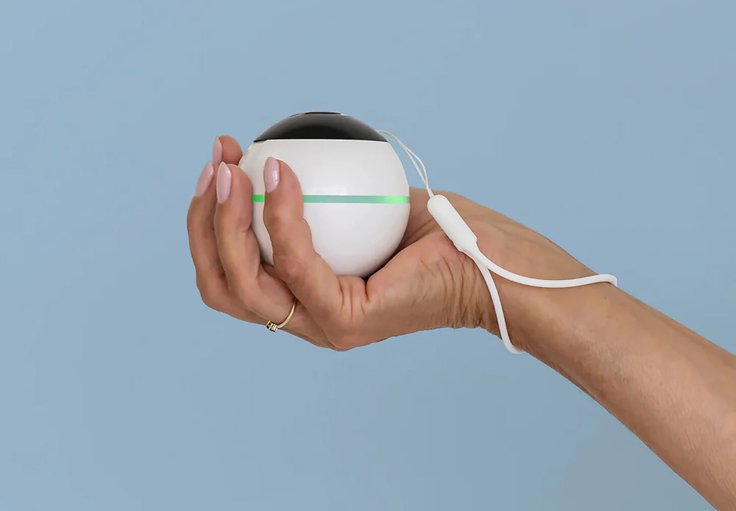 Hånd som holder VILIM-ball