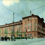 MONUMENTALT: Sophies Minde flyttet til dette bygget i Trondheimsveien i 1927. Bildet er fra 1945. 

(Foto: Ukjent fotograf/Stiftelsen Sophies Minde)