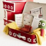 VERDIFULL BAGASJE: Veslas koffert har vært et tilbud til foreldre til nyfødte med Downs syndrom siden 2014.

(Foto: Kjersti Veel Krauss)