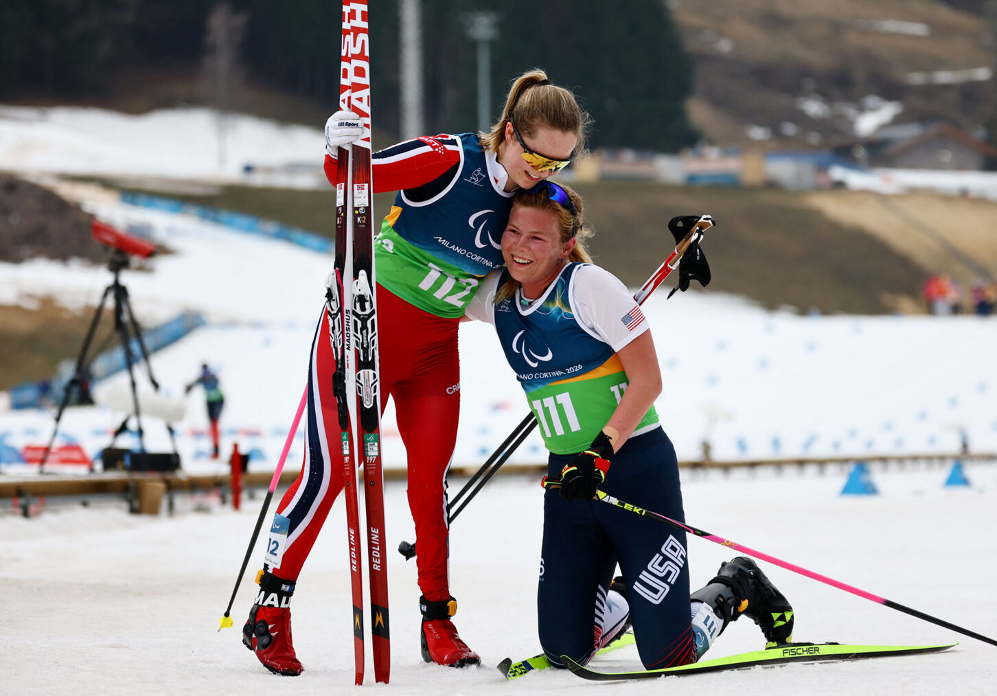 Vilde Nilsen gir seierklem til knestående Sydney Peterson etter målgang