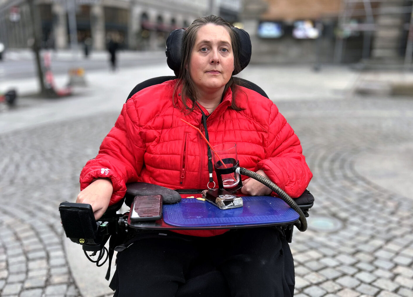 Elisabeth Monrad Wilhelmsen i rullestol i Oslo sentrum