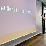 TOG FOR FLERE: Julian Råbu er rådgiver i digital læring i Bane Nor og har utviklet det digitale kurset basert på Ekskurs sin workshop.

(Foto: Helge Olav Haneseth Ramstad)