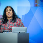 LANSERTE STRATEGI: – Det er helt uakseptabelt at mennesker utsettes for fordommer, stereotypier og hets på grunn av sin funksjonsnedsettelse, sier kultur- og likestillingsminister Lubna Jaffery. 
(Foto: Ole Berg-Rusten / NTB)